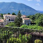 Nyaraló With Garden - *