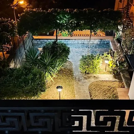 Дом отдыха With Garden - Треккина